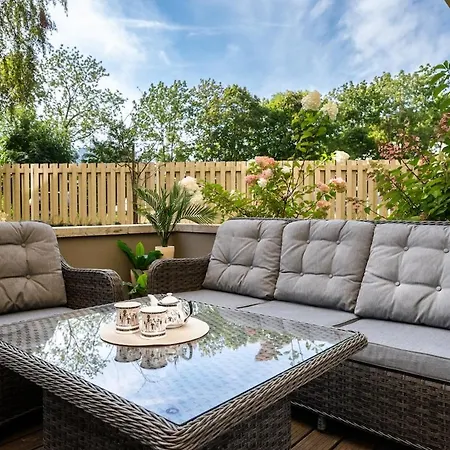 2-story Loft, Large Terrace, Next To Old Town *