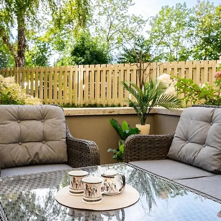 2-story Loft, Large Terrace, Next To Old Town Apartment