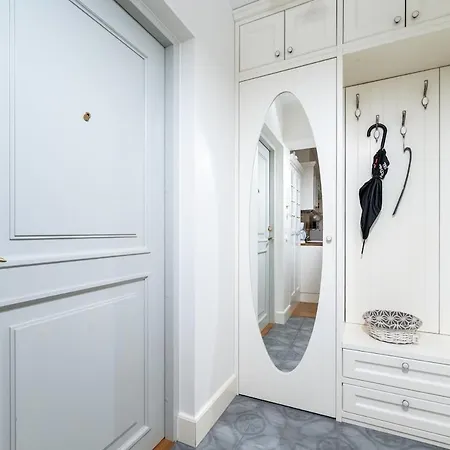 2-story Loft, Large Terrace, Next To Old Town דירה *