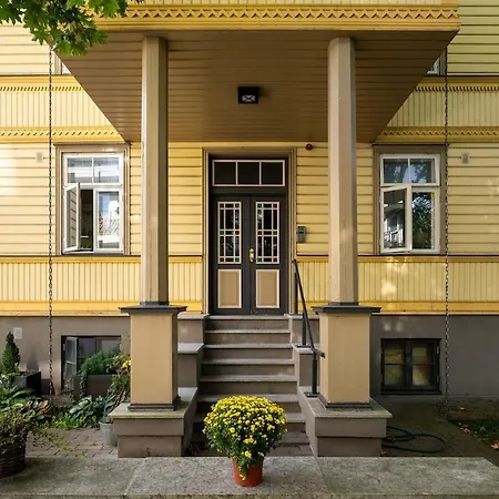2-story Loft, Large Terrace, Next To Old Town Apartment