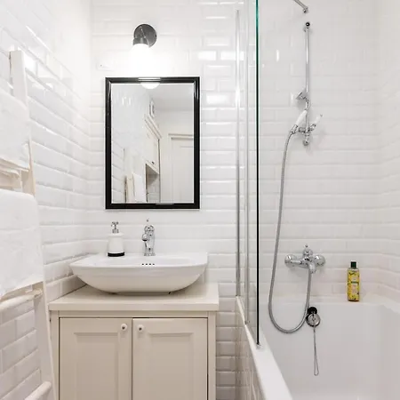 2-story Loft, Large Terrace, Next To Old Town Apartment